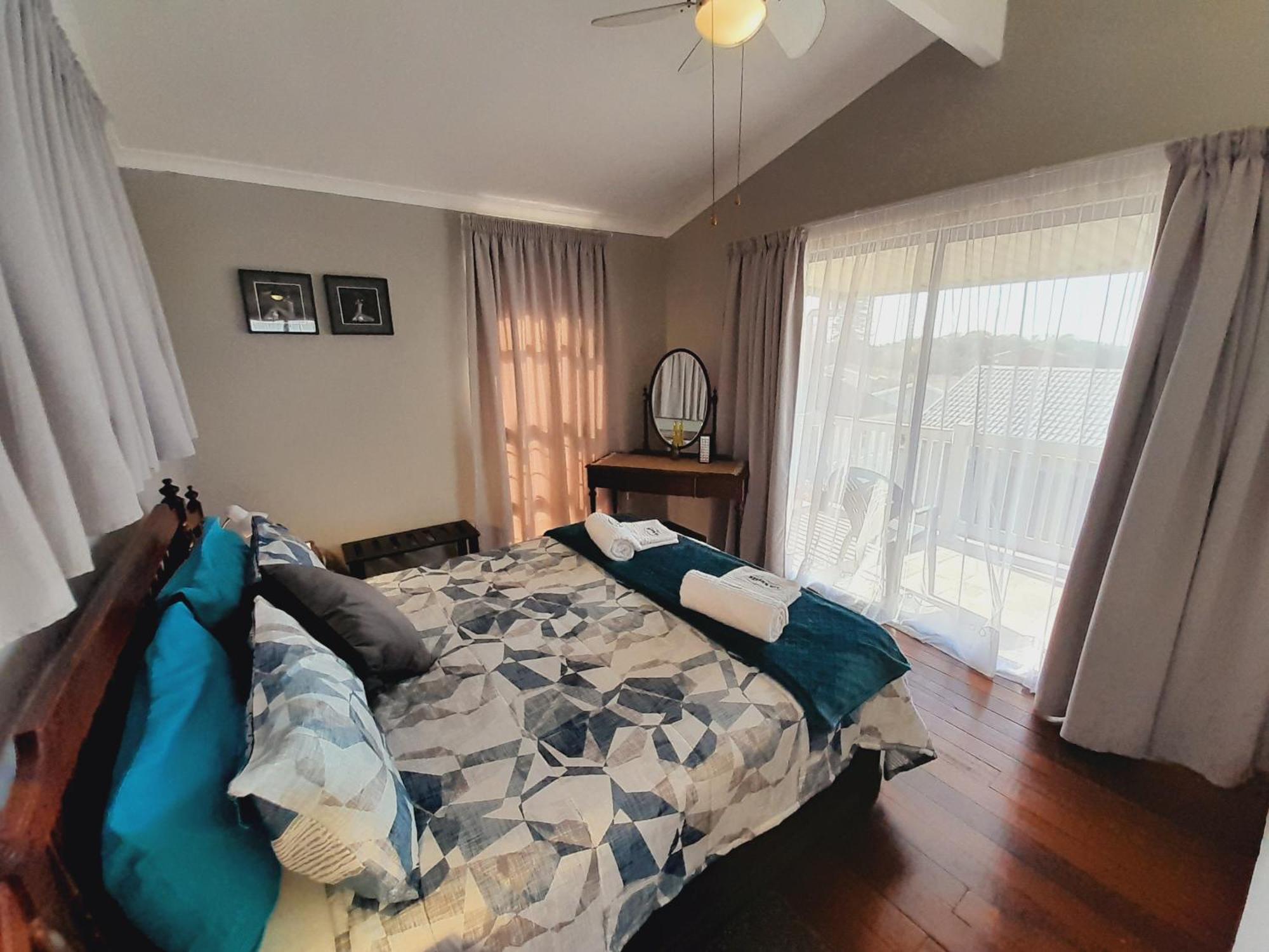 Sea Breeze Shelly Beach Room photo