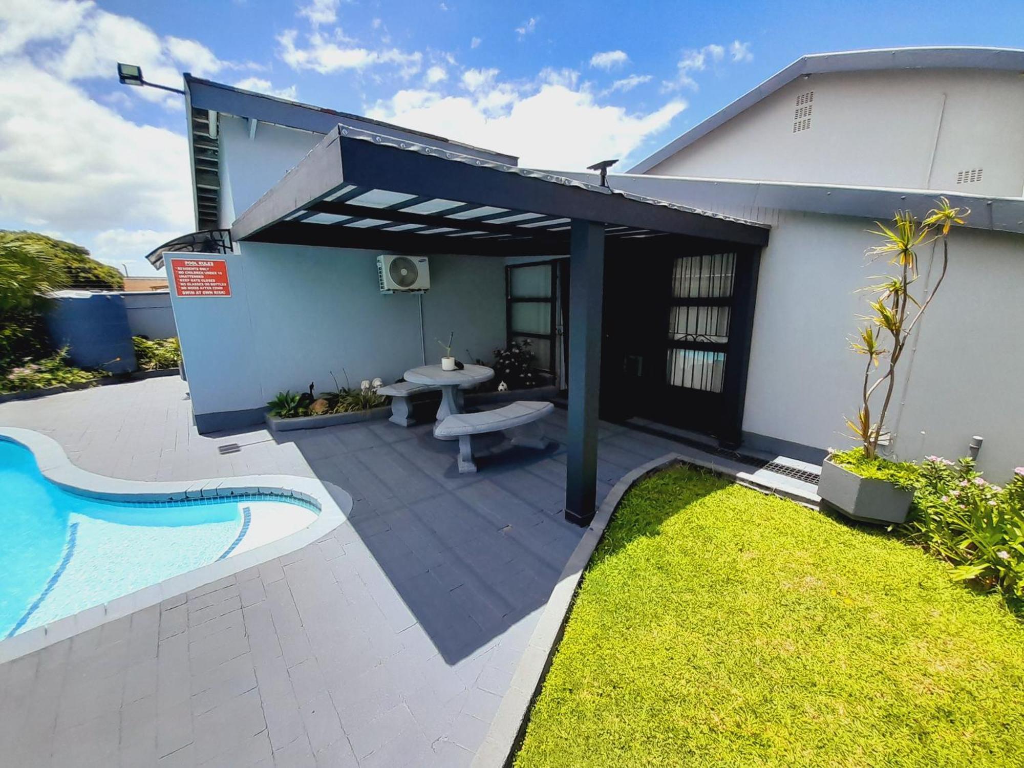 Sea Breeze Shelly Beach Exterior photo
